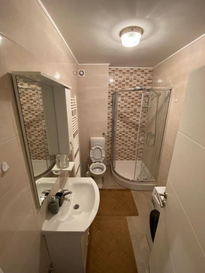 Apartman Ml Lukavica Zewnętrze zdjęcie